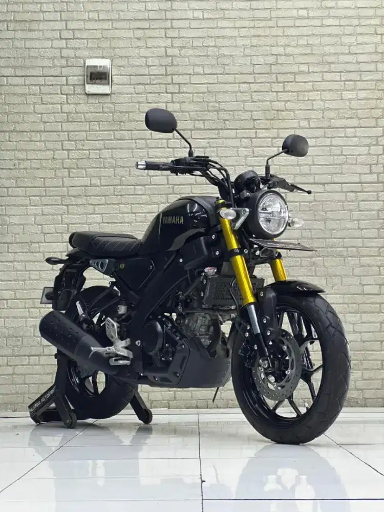 TERMURAH‼️ Yamaha XSR 155 Pmk 2024 Black Favorit - mustika motoshop