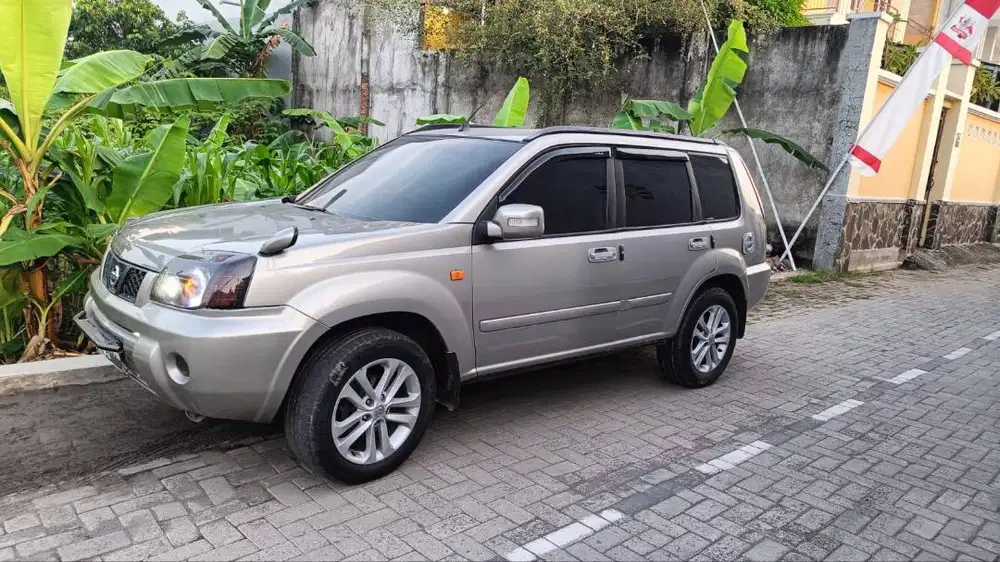 Nissan Xtrail T30 2.5 AT Automatic Silver Abu-abu Pajak Panjang