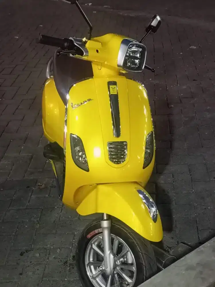 Motor Vespa listrik UWinfly T3