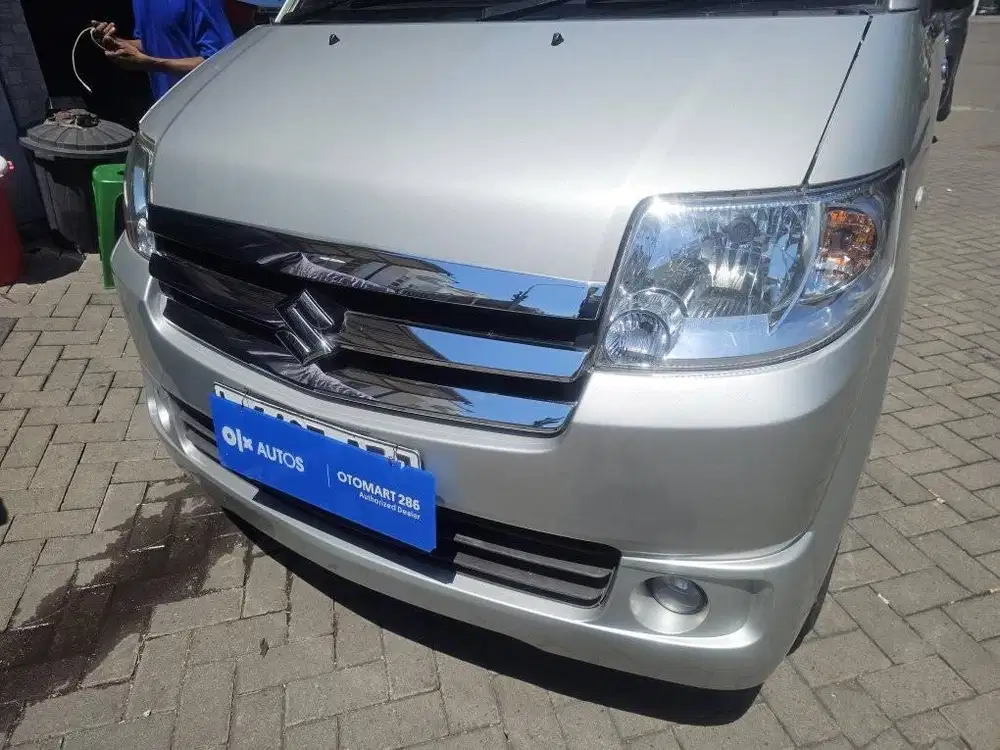 APV SGX LUXURY 2013 SILVER JL.KENJERAN OTOMART SURABAYA