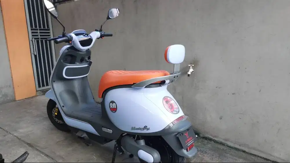 Motor Listrik Scooter Uwinfly T80