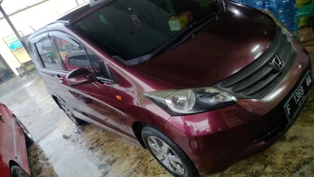 Honda Freed 2010 Bensin