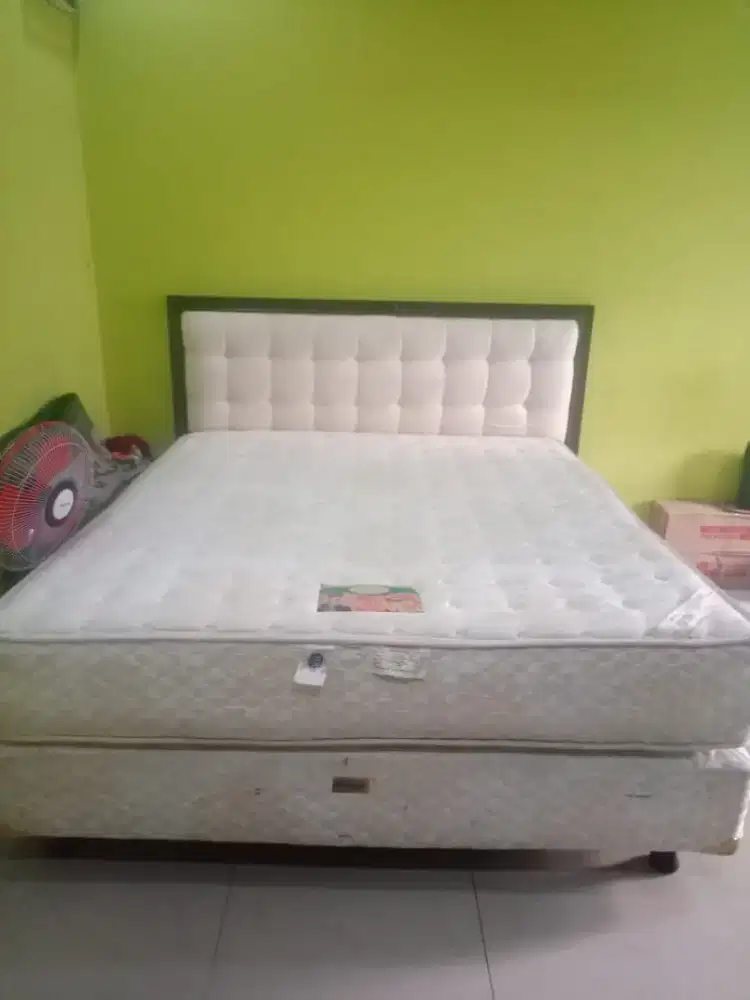 Springbed  Roments delux 
Ukuran 180x 200