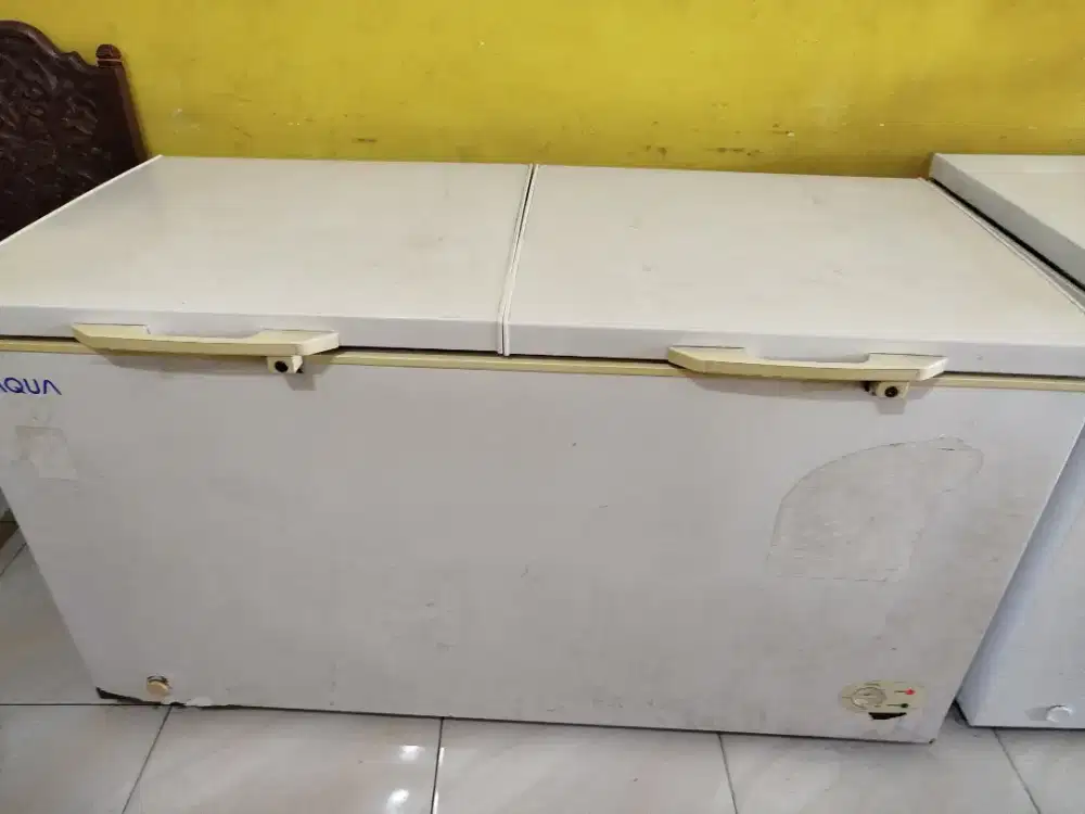 Freezer Aqua 500L dingin beku