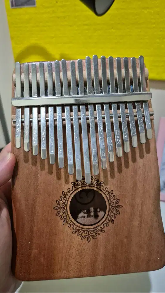 Kalimba Akustik Mandalika Natural KL-03 NT Fullset
