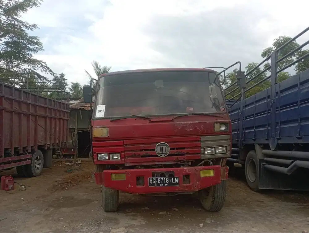 Dump Truck Nissan CKA 12
