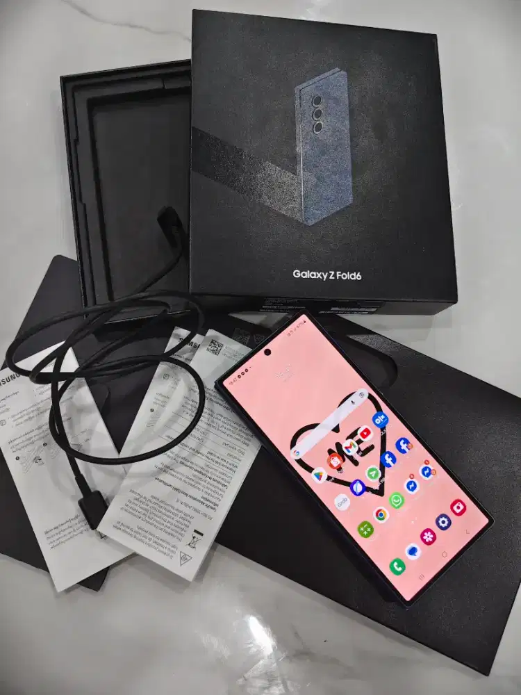 SAMSUNG FOLD 6 intern 12/512gb
