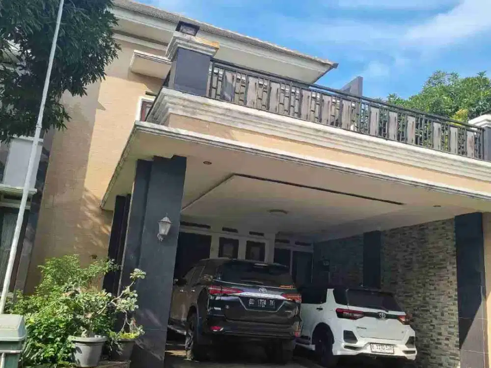 Dijual Cepat Rumah Siap Huni 2 Lt posisi Hoek di Legenda Wisata Cibubur