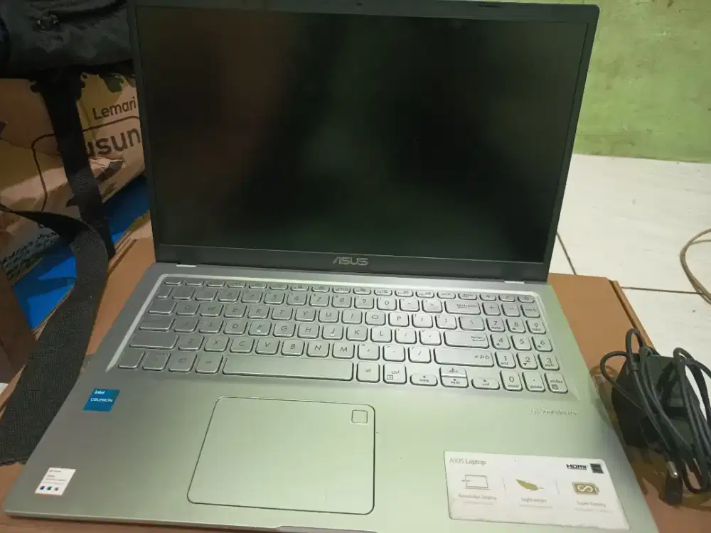 Laptop Asus Vivobook A516K