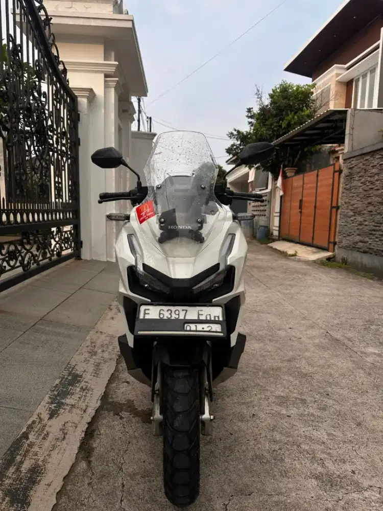 ADV 160 CBS 2022 PUTIH MULUS KM 17 RB