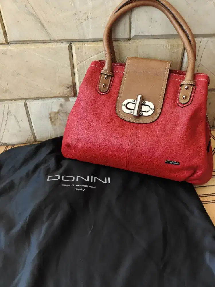 Tas kulit asli merk donini