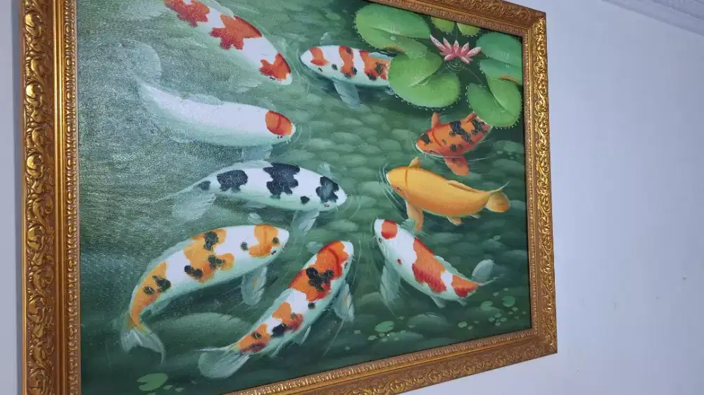 Lukisan 9 Ikan Koi Hoki Keberuntungan Frame Mewah Warna Gold