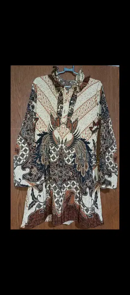 Thrift Atasan Batik Wanita