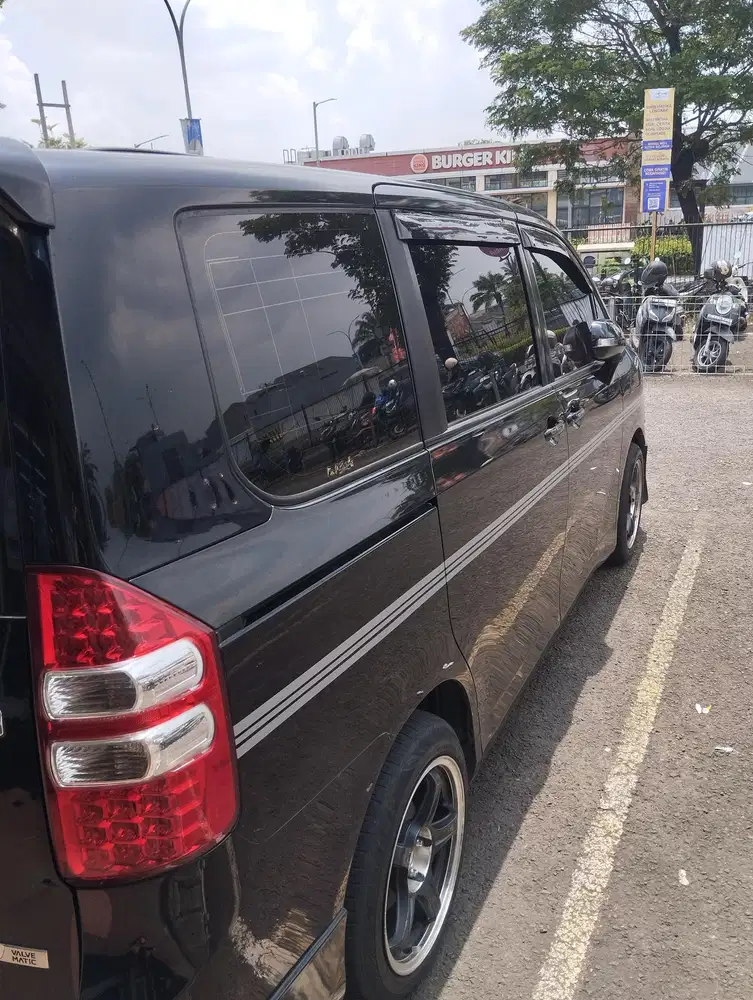 Toyota Nav1 2013 Bensin