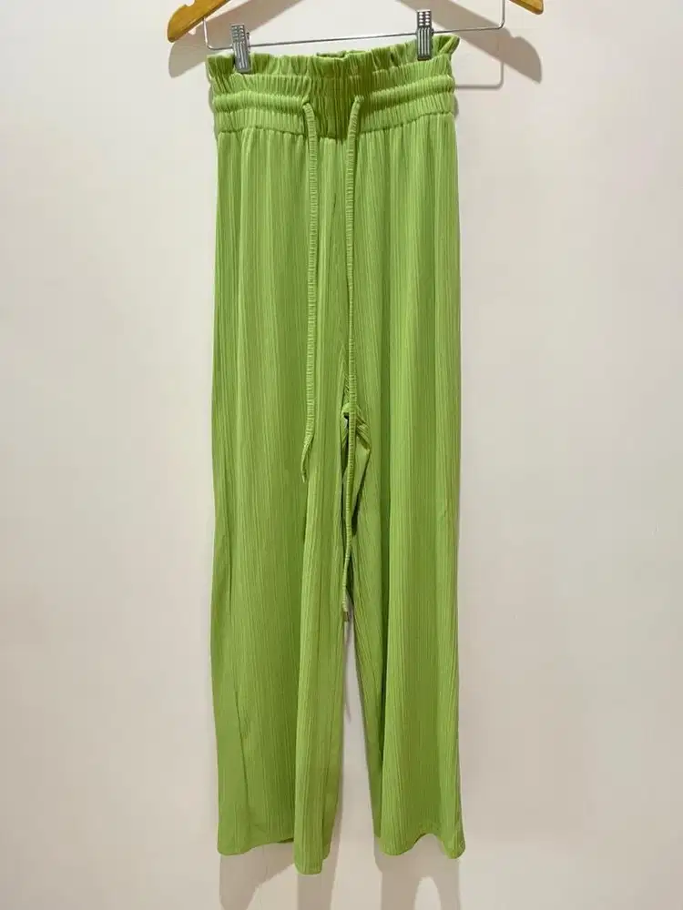 Celana highwaist bkk