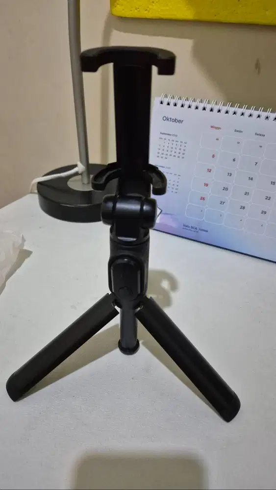 Xiaomi Selfie Stick Tripod Phone holder rotates 360° Aluminum alloy