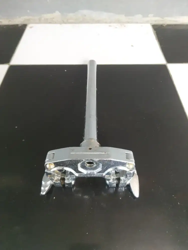 Twoport Yamaha Model Lama