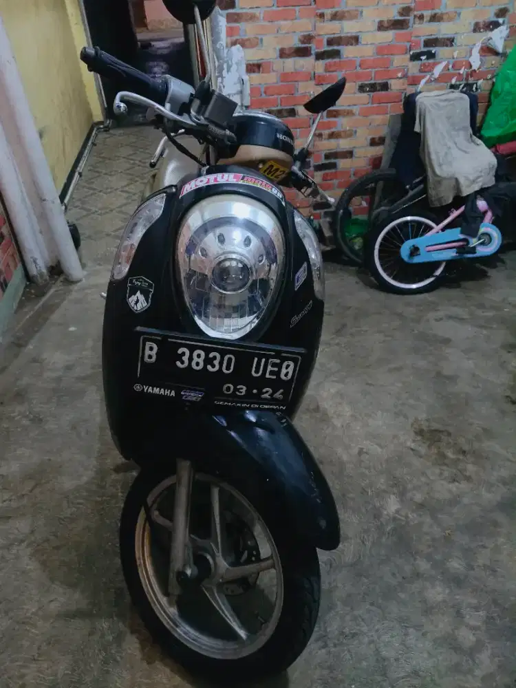 Jual honda scoopy tahun 2014