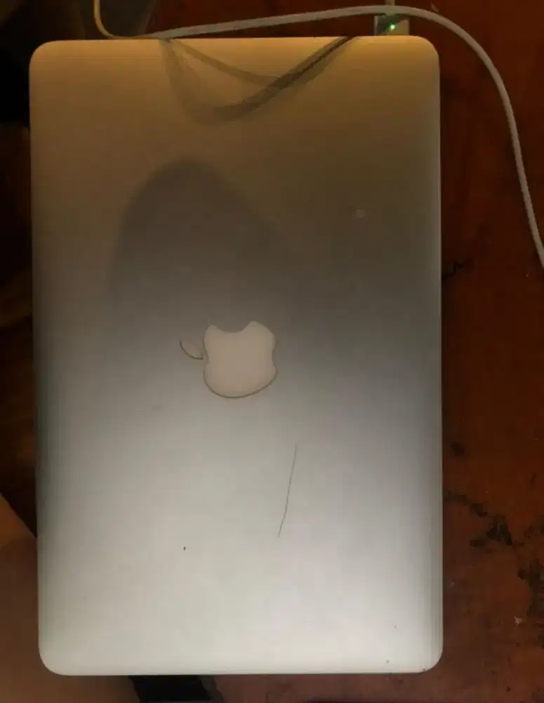 Macbook air 2015 11 inch Kondisi Bagus terawat