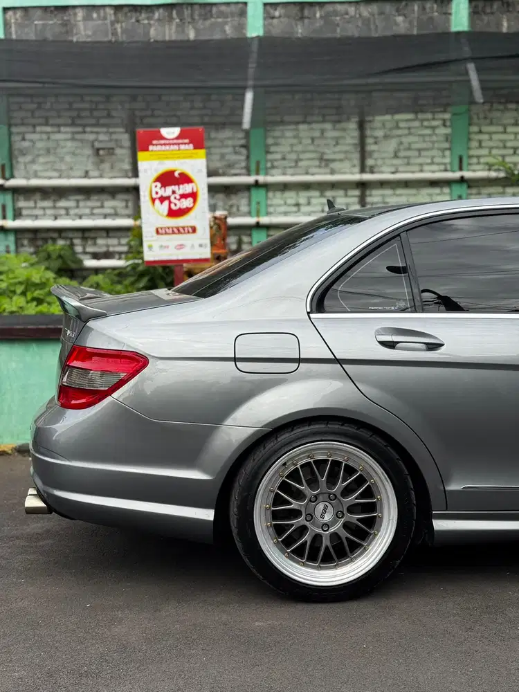 Mercedes-Benz C200 Kompressor 2009 Bensin
