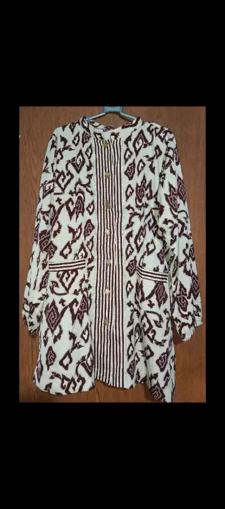 Thrift Atasan Batik Wanita