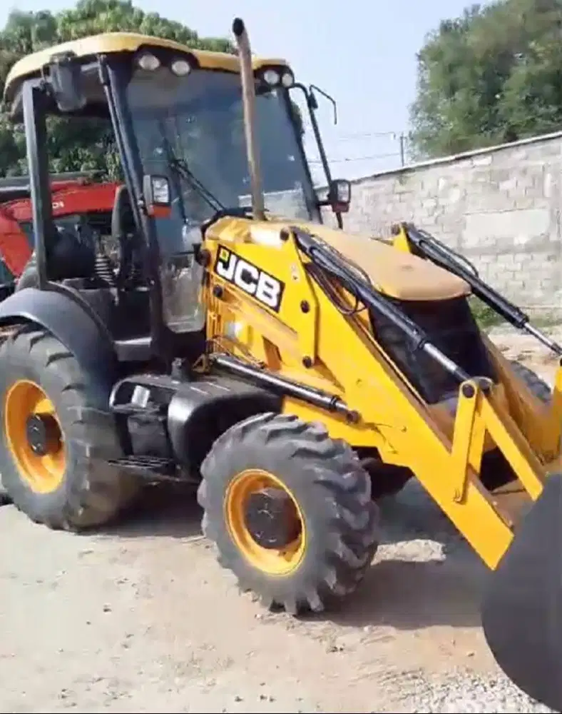 Dijual Backhoe Loader Case JCB 3CX Tahun 2012