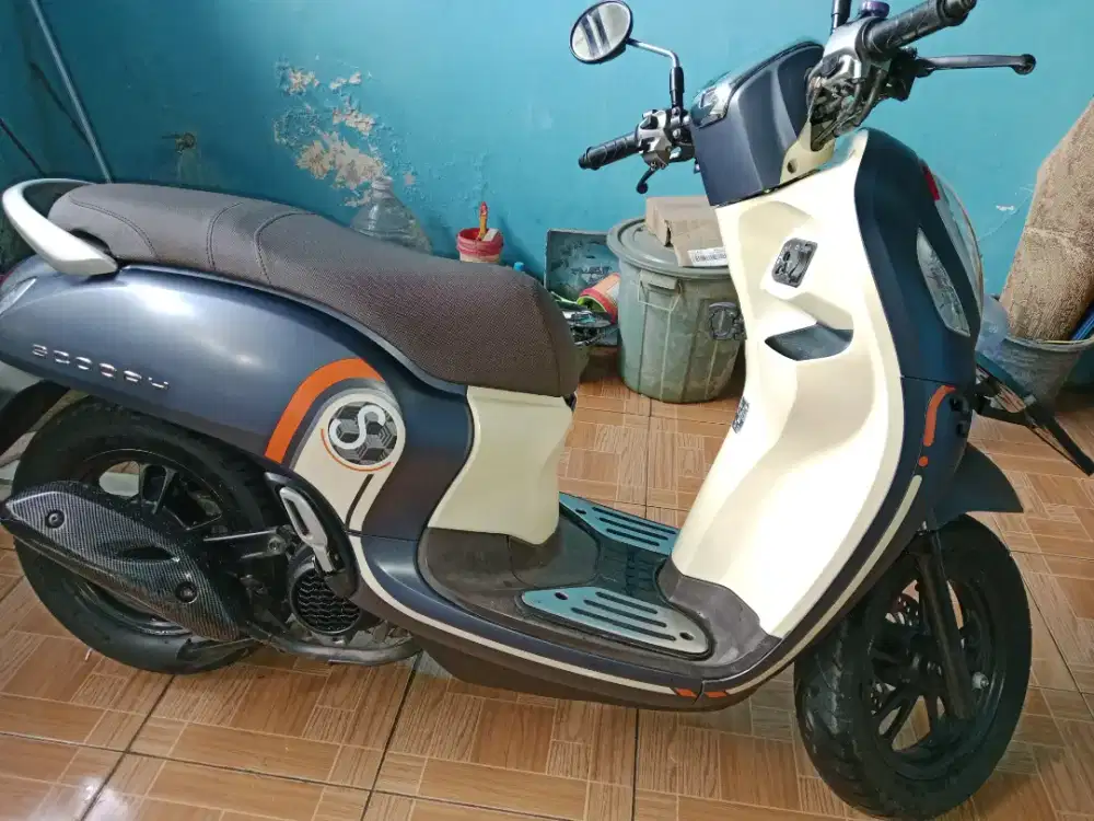 Di jual ajah karna mau ganti yg baru