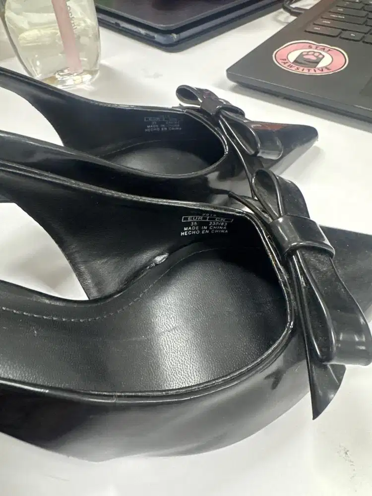 Merk sepatu zara uk 35