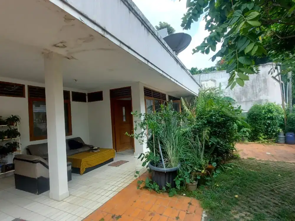 Rumah Luas Lokasi Prime di Cibeber Senopati Kebayoran Baru