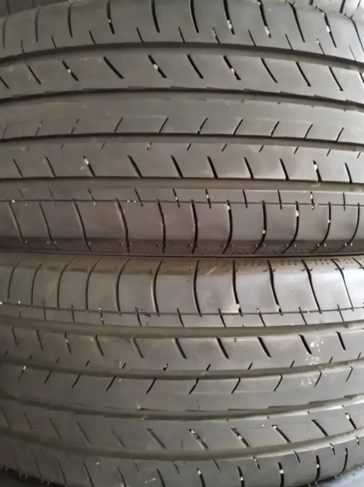 Ban copotan 225 50 18 dunlop