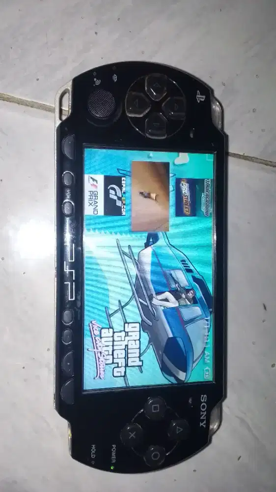 Psp seri 2000 MCC 16gb nego