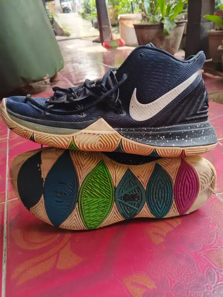 sepatu basket nike size 44