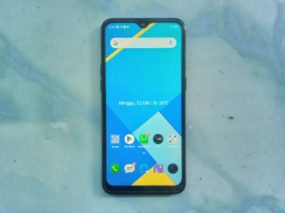 Realme C2 4G LTE 2/32gb Normal Batangan