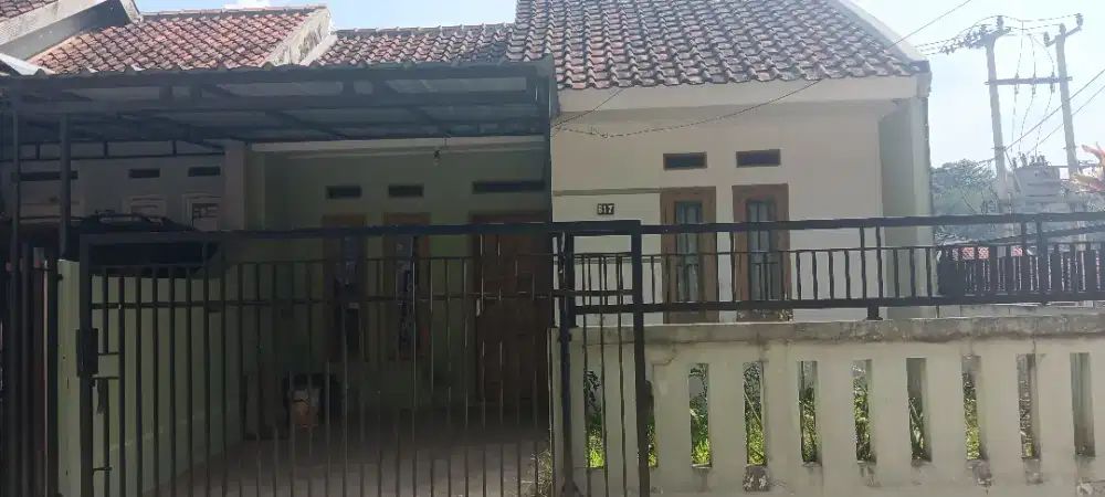 DISEWAKAN RUMAH DIMURAHIN AJA INI MAH