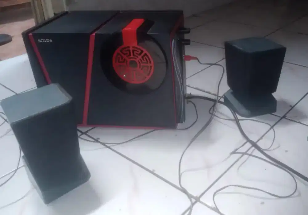 BOLDe T-600s + speaker aktif