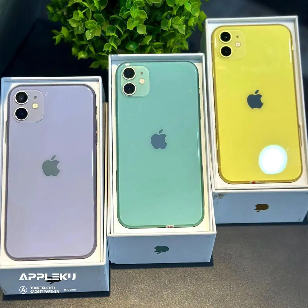 iPhone 11 second like new