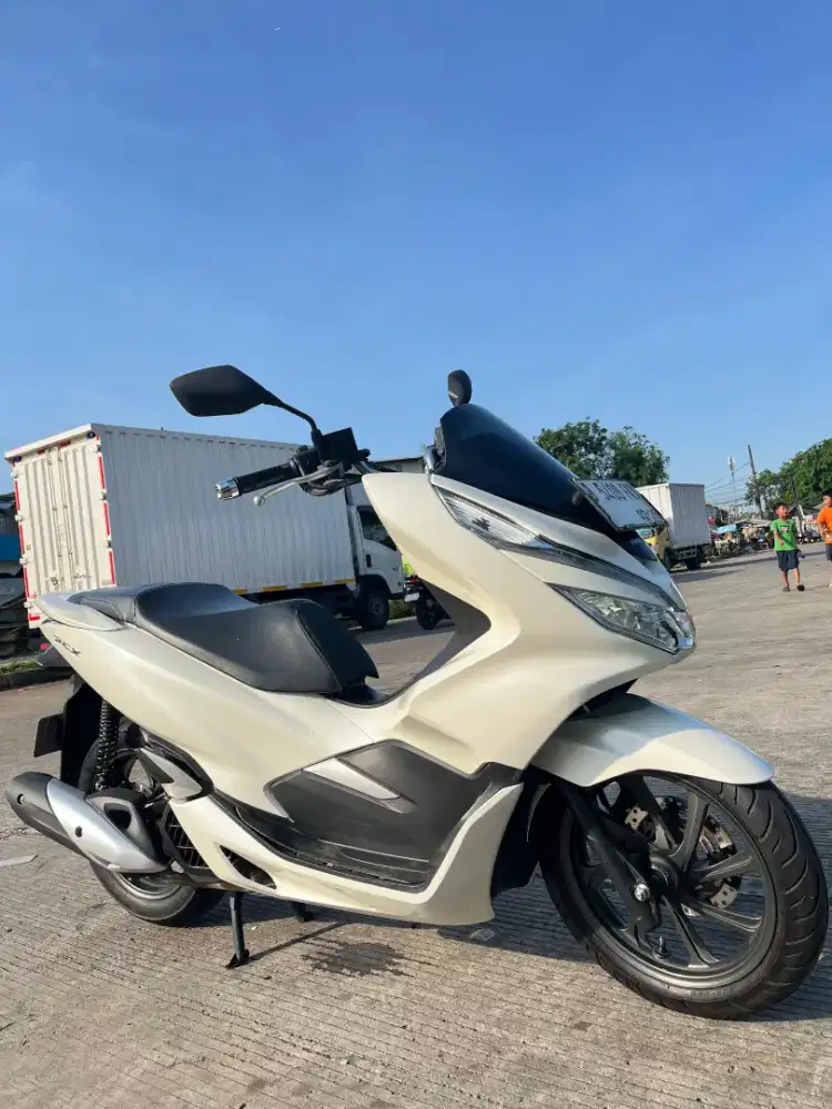 Honda PCX tahun 2019 motor Gress siap pakek pajak panjang