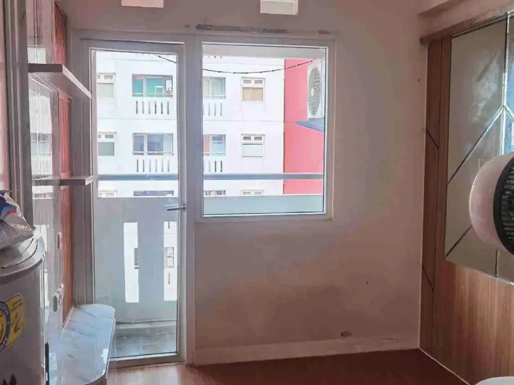 Sewa Bulanan Green Pramuka City Unit 2BR Tower Bougenville Siap Huni dan Wilayah Strategis