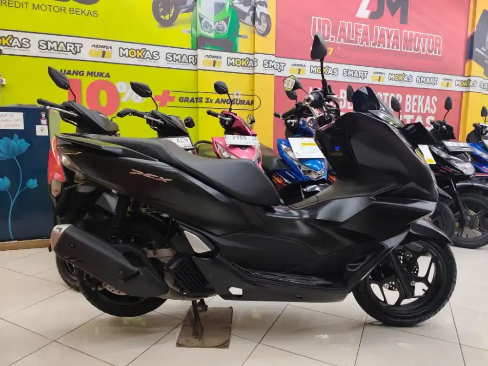 Um 300rb / new PCX 160 CBS 2021