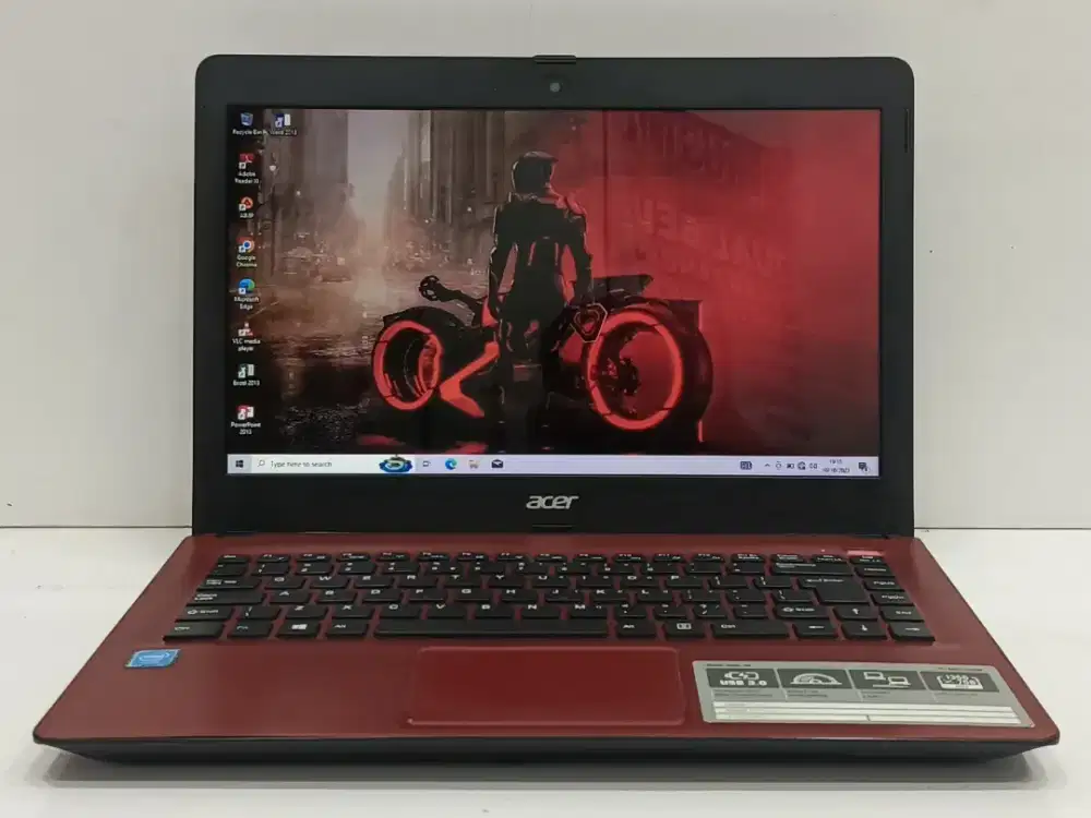 Jual Laptop: Acer One 14 Z1402 Intel Celeron 2957U RAM 4GB HDD 500GB