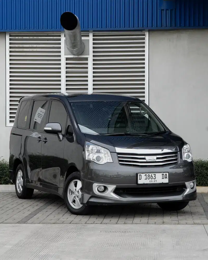 Toyota Nav1 2013 Bensin