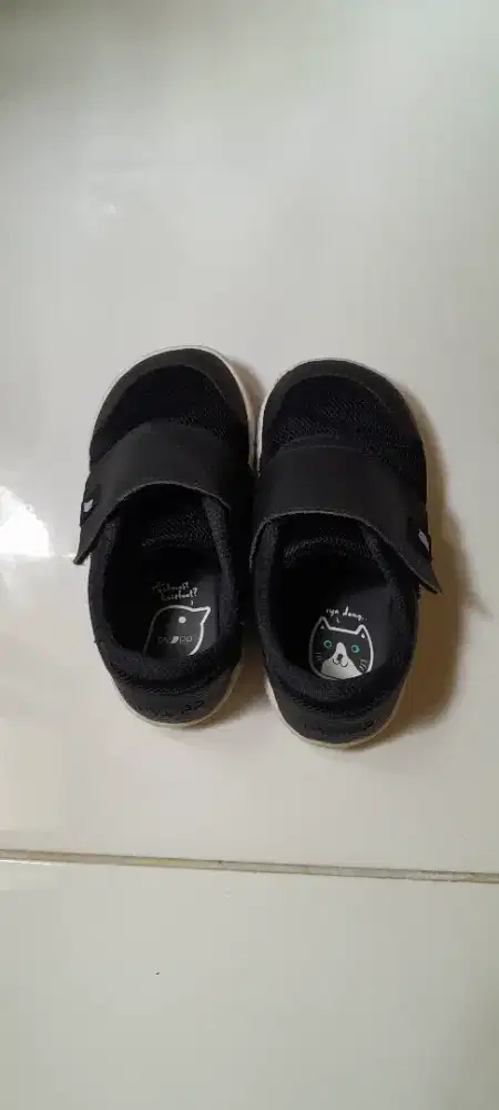 [Second] Sepatu pyopp unisex uk 26