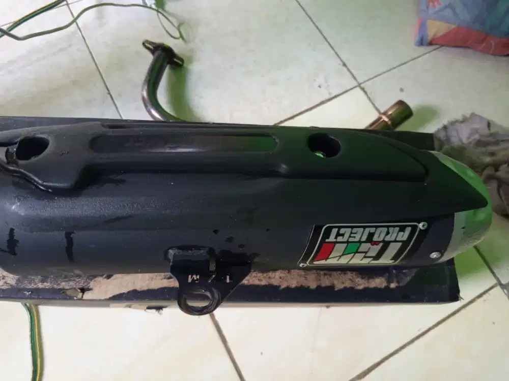 Knalpot adv 150 tzm