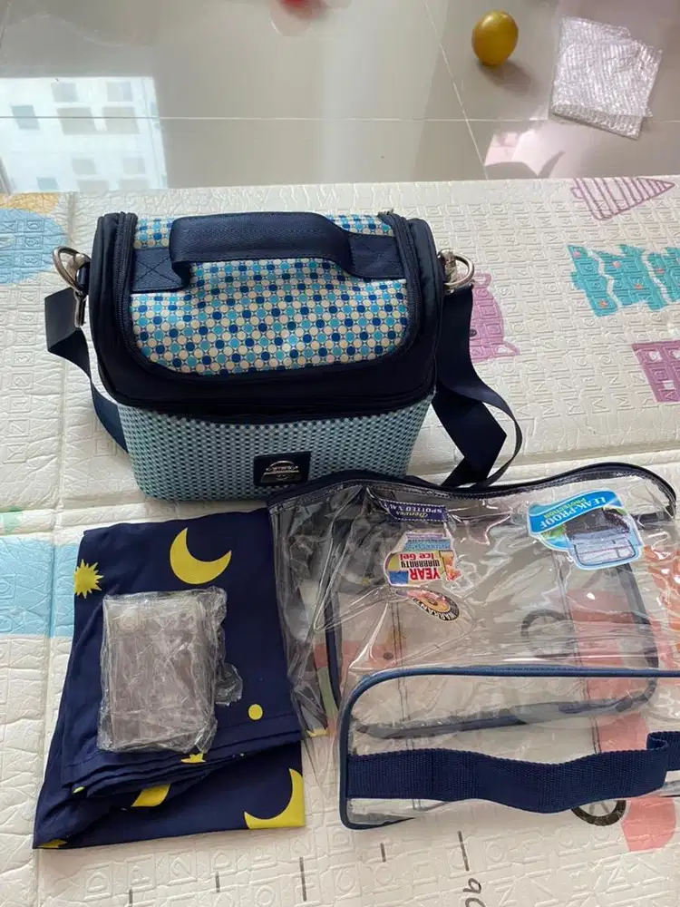 Cooler bag + tudung menyusui