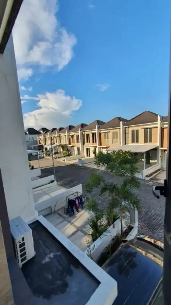 GREENLAND GARBERA  Nego deal,dekat Club house,superindo,type khusus,