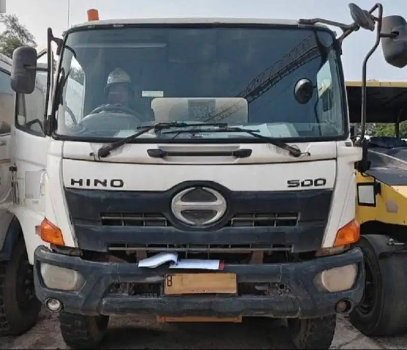 Dijual Truck Mixer Hino 500  Model FM260JM Tahun 2017