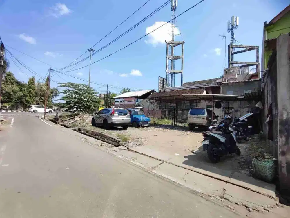 tanah strategis tepi jalan raya bagus buat usaha di Nusukan Banjarsari solo