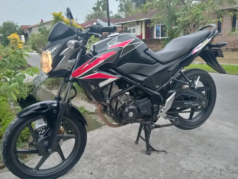 Di JUAL KERETA HONDA CB OLD TAHUN 2015