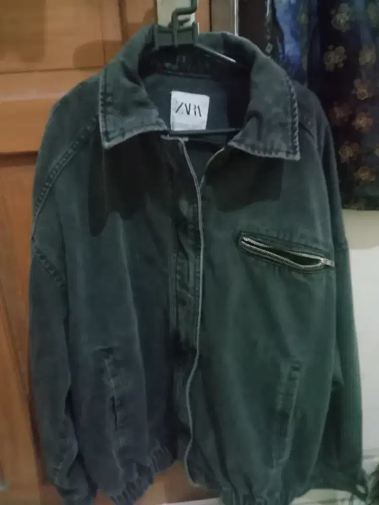 Jual dr pada nggk kepake...jaket denim merk Zara...XL..jarang dipake..