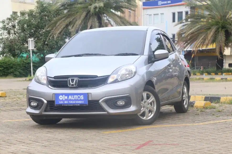 Honda Brio  1.2 E Bensin-AT 2016 Abu-abu
